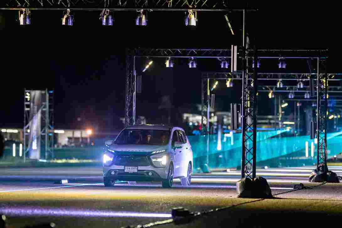 Mitsubishi e:MOTION VERSE