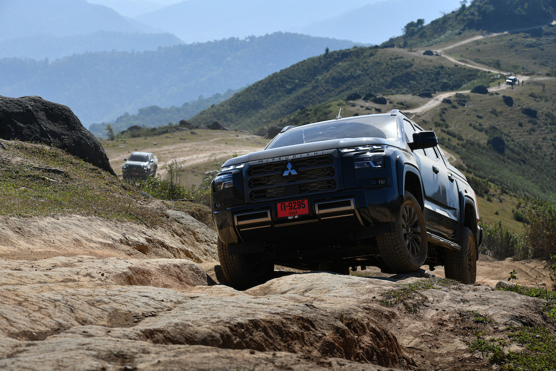 Mitsubishi TRITON ATHLETE