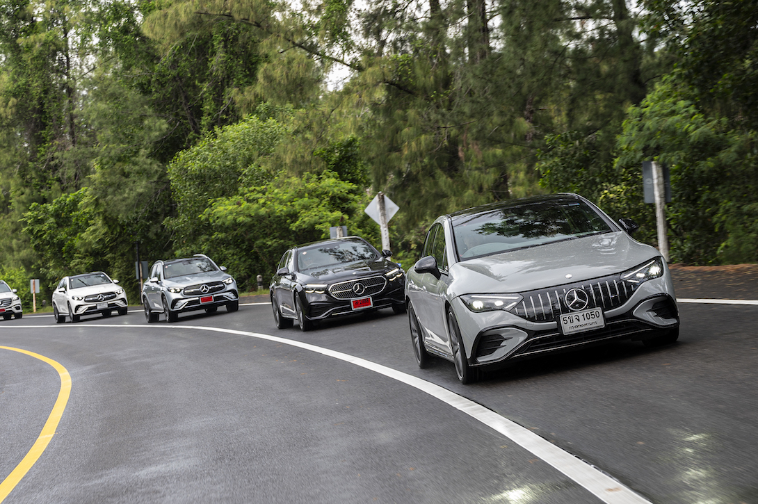 เมอร์เซเดส-เบนซ์ ผู้สนับสนุน โรงเรียนเยาววิทย์