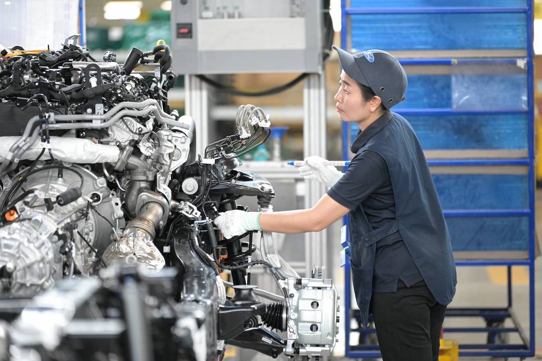 Ford_Plant_Tour_at_FTM