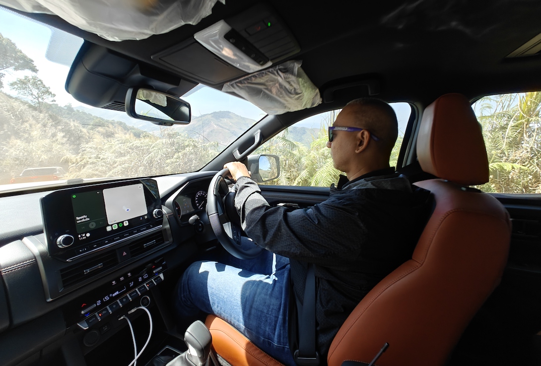 Mitsubishi TRITON ATHLETE