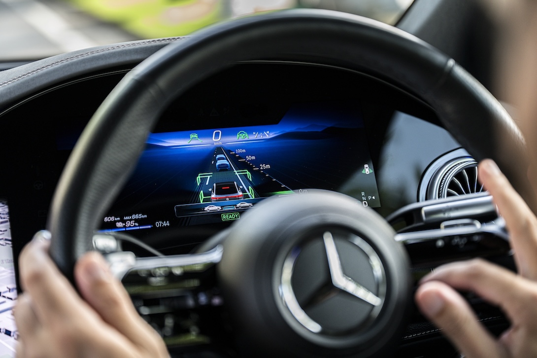 เมอร์เซเดส-เบนซ์