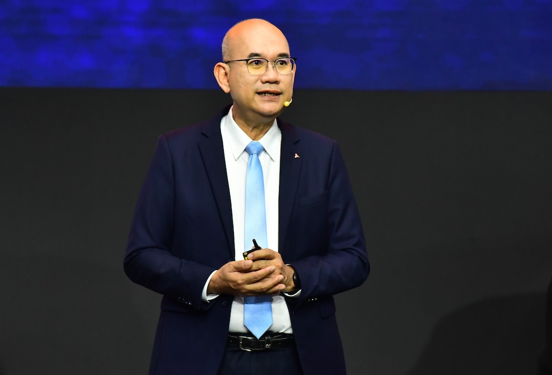 นายสาโรจน์ มะอาจเลิศ