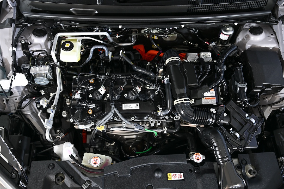 YARIS ATIV HEV