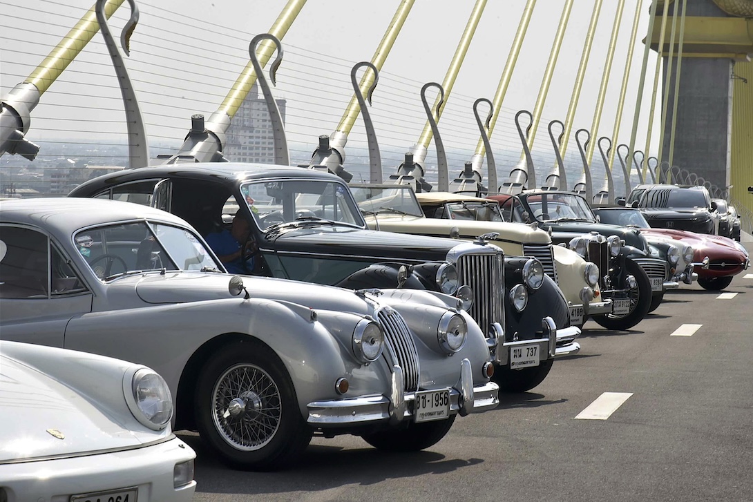 รถโบราณ