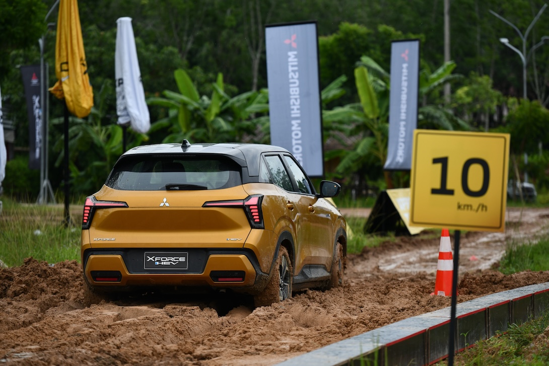 Mitsubishi Xforce HEV 