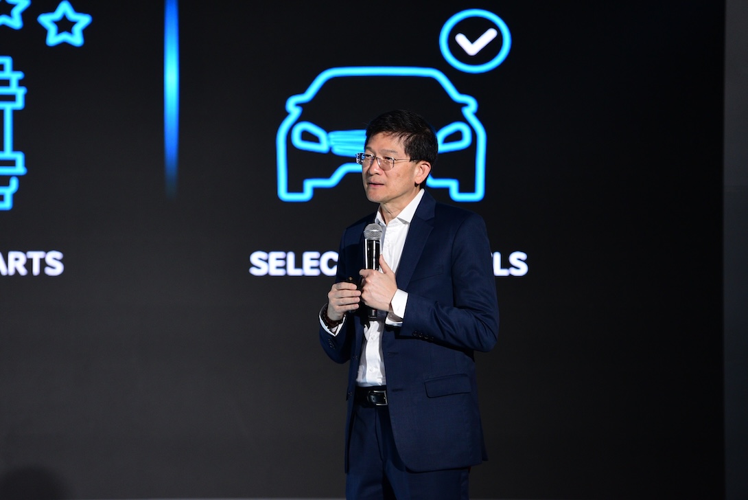 พุทธิ ตุลยธัญ