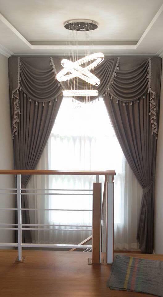 ม่านหลุยส์ ช่วยเสริมความดูดีและอลังการให้กับหน้าต่างบานใหญ่ของคุณ