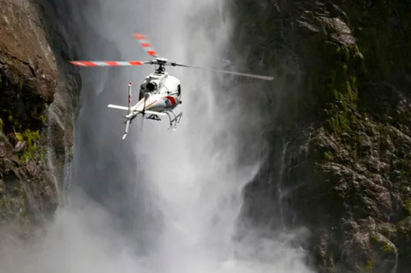 doubtful sound waterfall helicopter