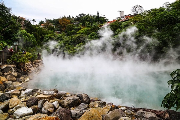 น้ำพุร้อน