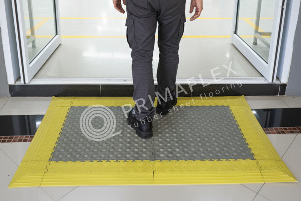 ยางปูพื้นสายการผลิต ทางเลือกเพื่อความปลอดภัยและประสิทธิภาพในโรงงาน 4 56111