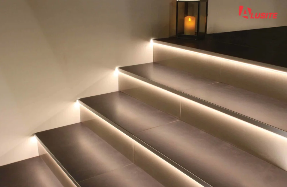 ติดตั้งจมูกบันได LED