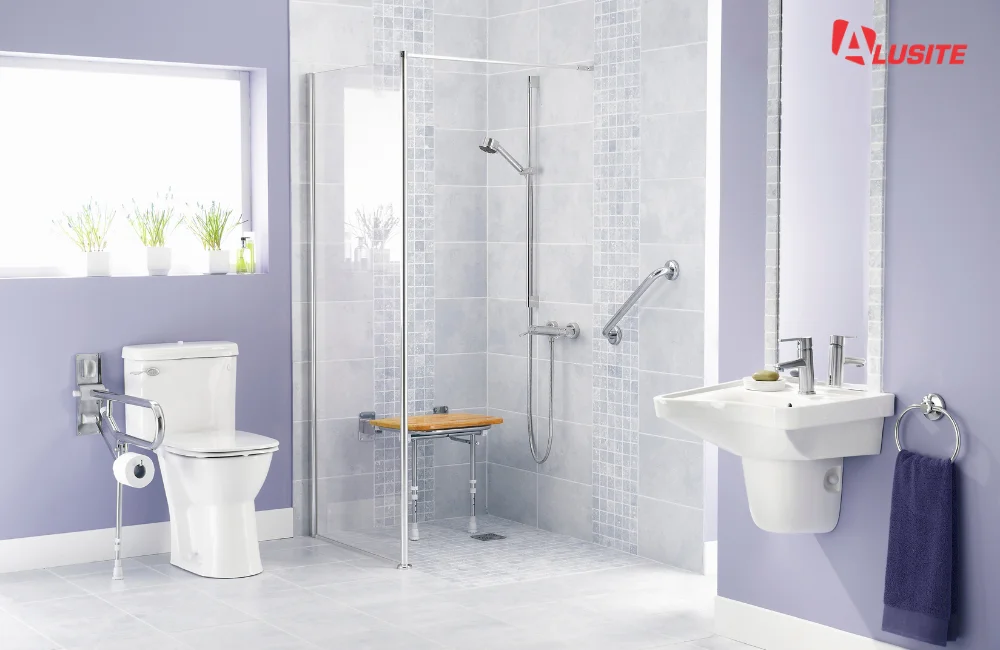 ห้องน้ำควรกว้างอย่างน้อย 1.5 x 2 เมตร