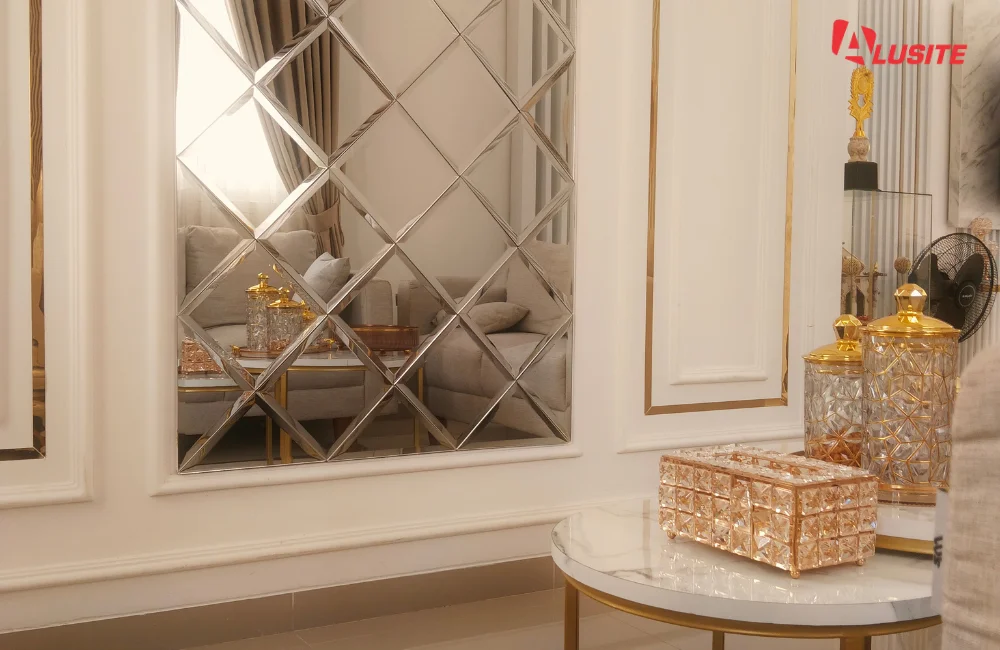 กรุยเชิงตกแต่งผนัง