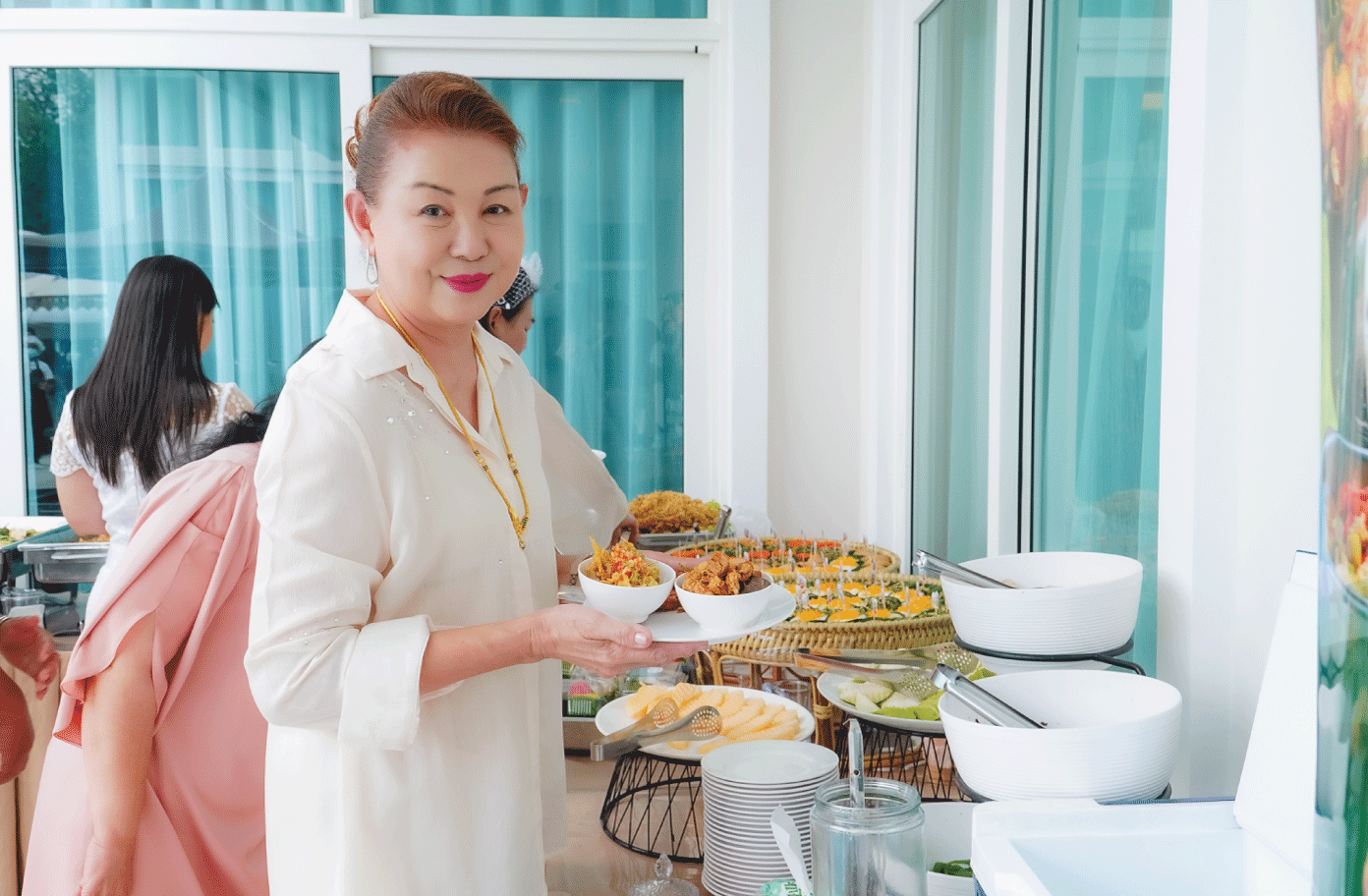รับจัดบุฟเฟ่ต์