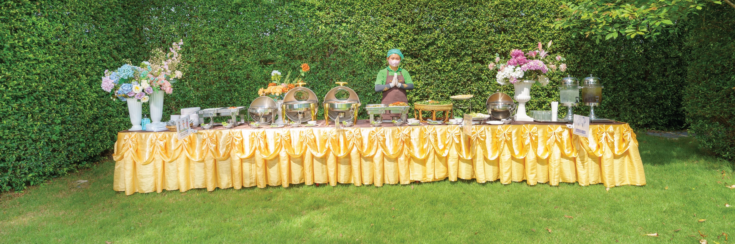 จัดเลี้ยงบุฟเฟ่ต์