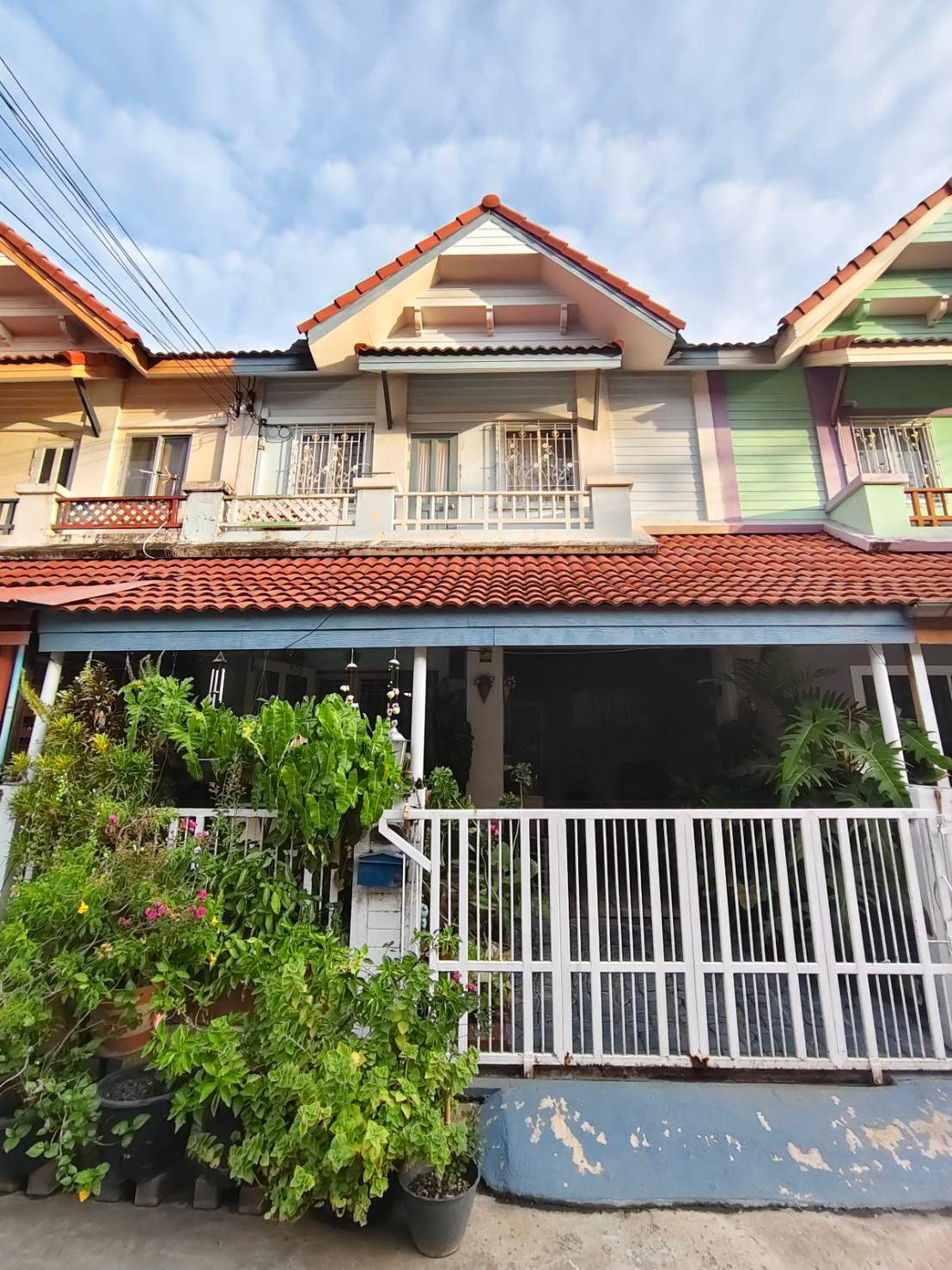 ขายทาวน์เฮาส์ 4 ห้องนอน หมู่บ้านกานดาบ้านริมคลอง 2 สมุทรสาคร TPI-3501