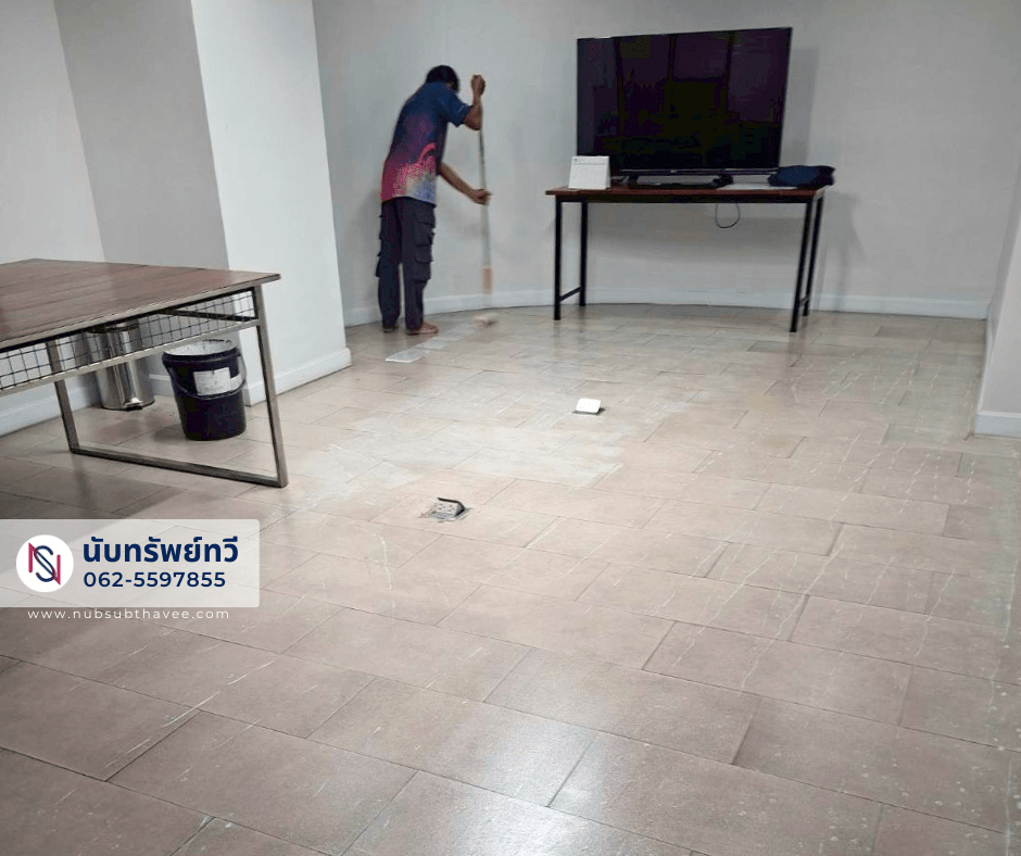 ติดตั้งพรมแผ่นปูพื้นสำนักงาน