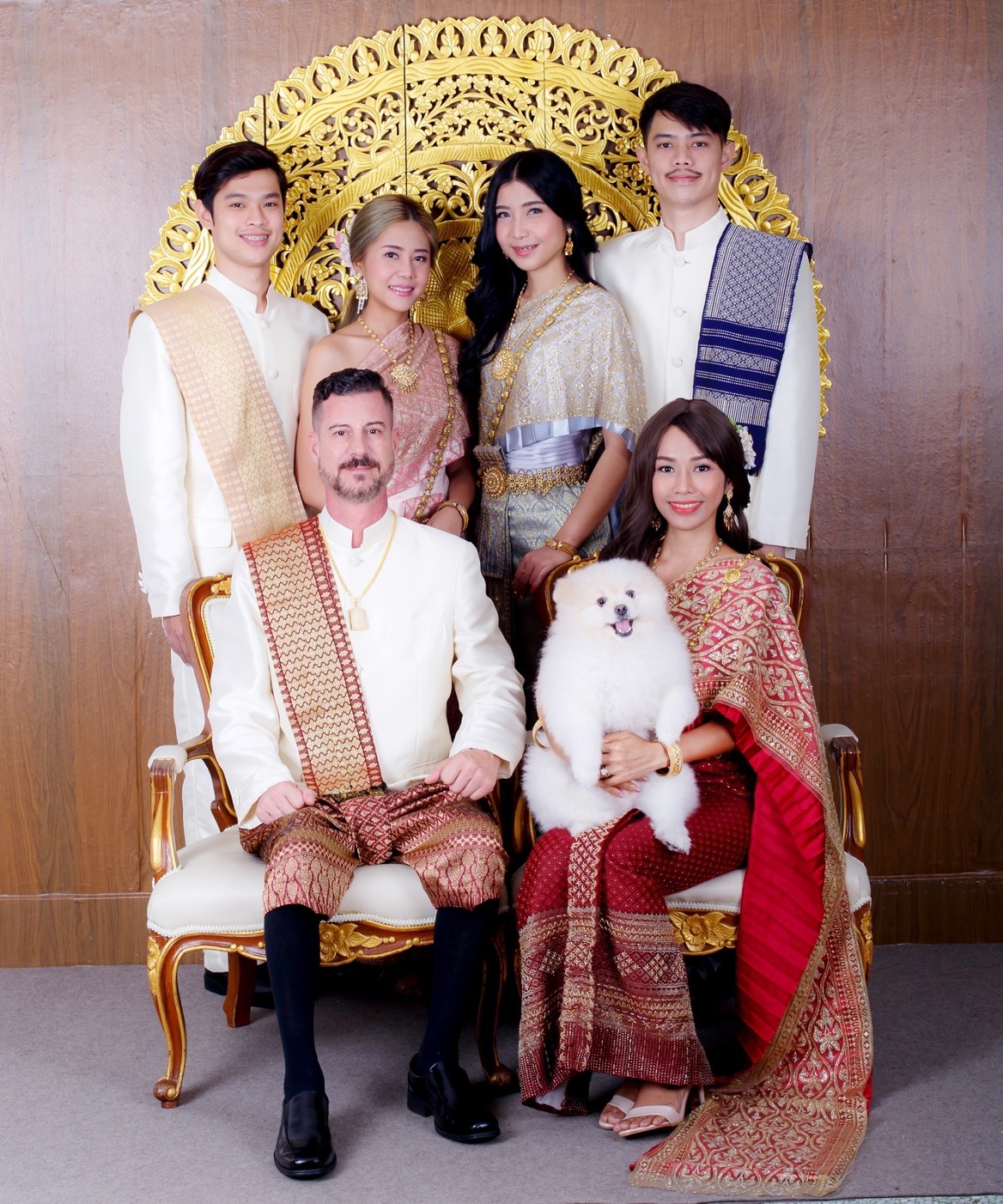 สตูดิโอถ่ายรูปครอบครัว