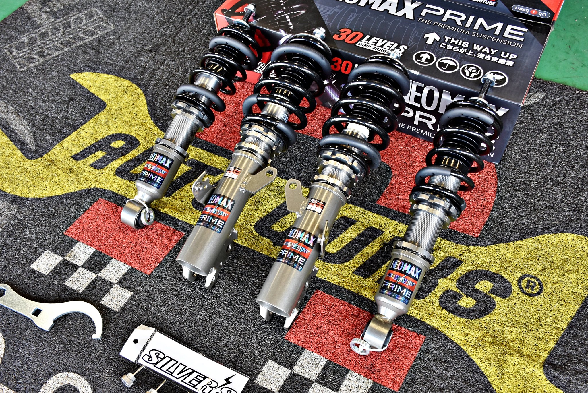 Silver Neo Max Prime