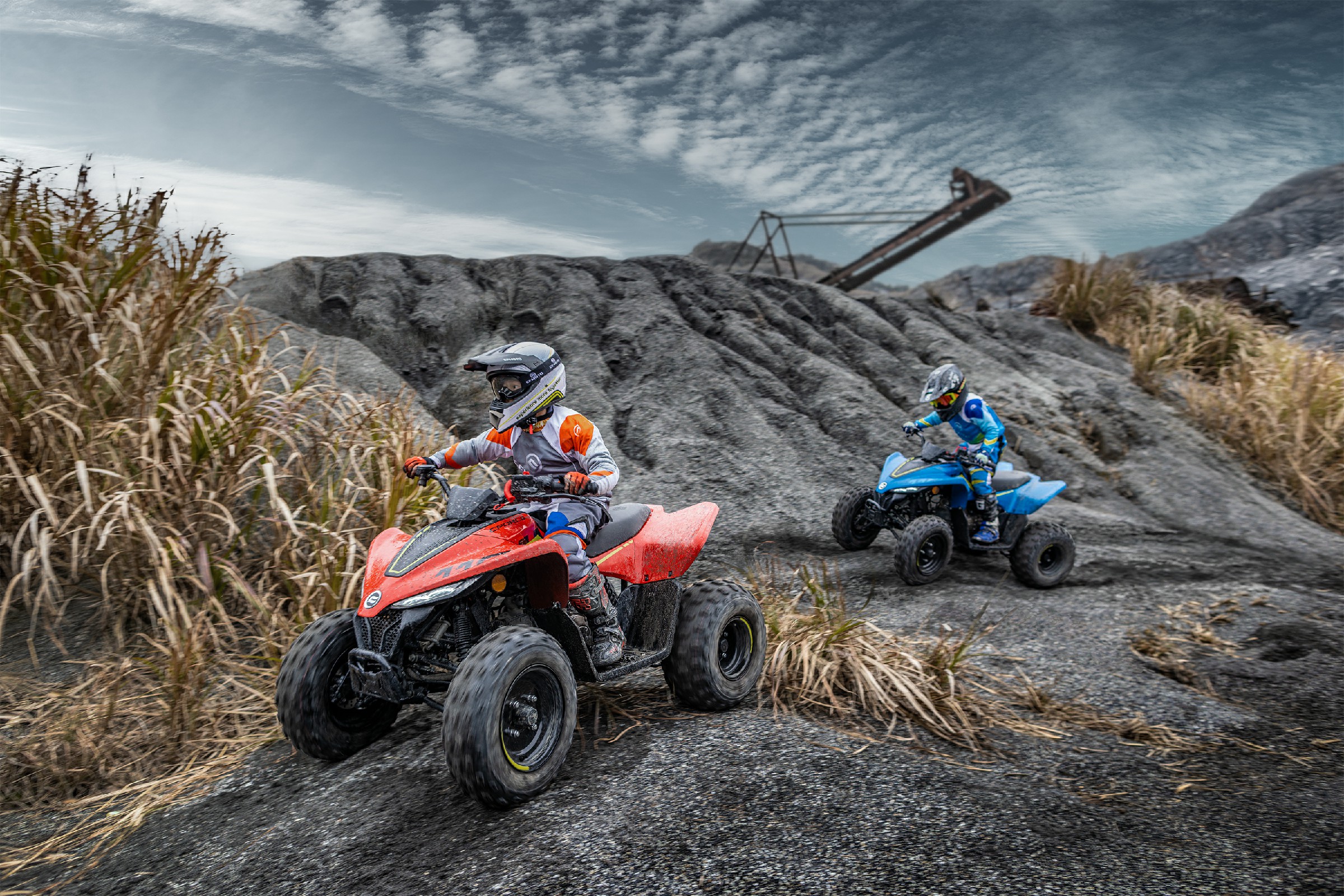 รถ ATV สำหรับเด็ก CFMOTO CFORCE 110 สีแดง ดีไซน์สปอร์ต ถอดแบบรุ่นใหญ่ รถ ATV สำหรับเด็ก CFMOTO CFORCE 110 สีแดง ดีไซน์สปอร์ต ถอดแบบรุ่นใหญ่