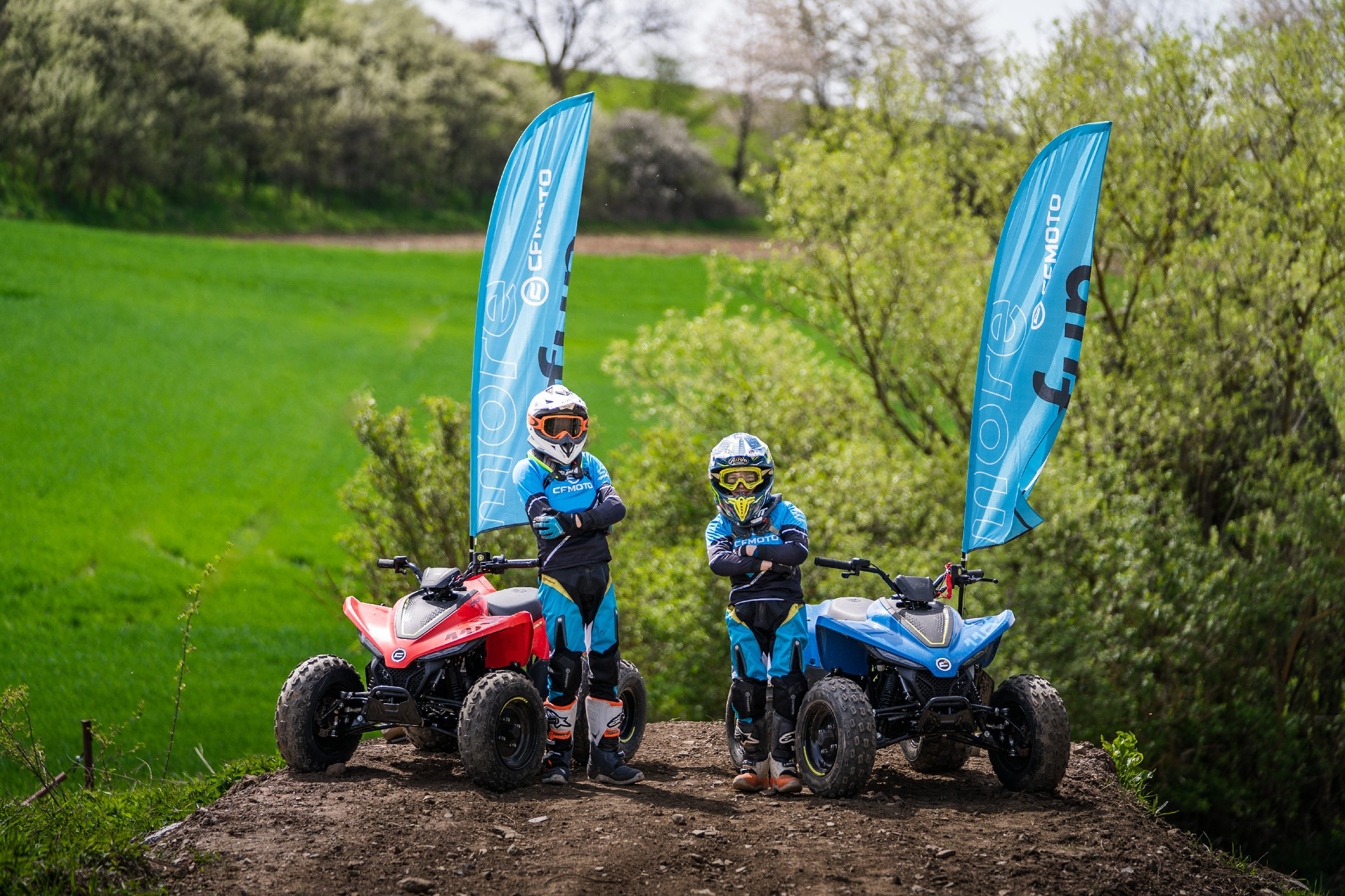 รถ ATV สำหรับเด็ก CFMOTO CFORCE 110 สีแดง ดีไซน์สปอร์ต ถอดแบบรุ่นใหญ่