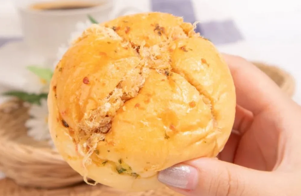 สูตรขนมปังไส้การ์ลิคหมูหยองมายองเนส