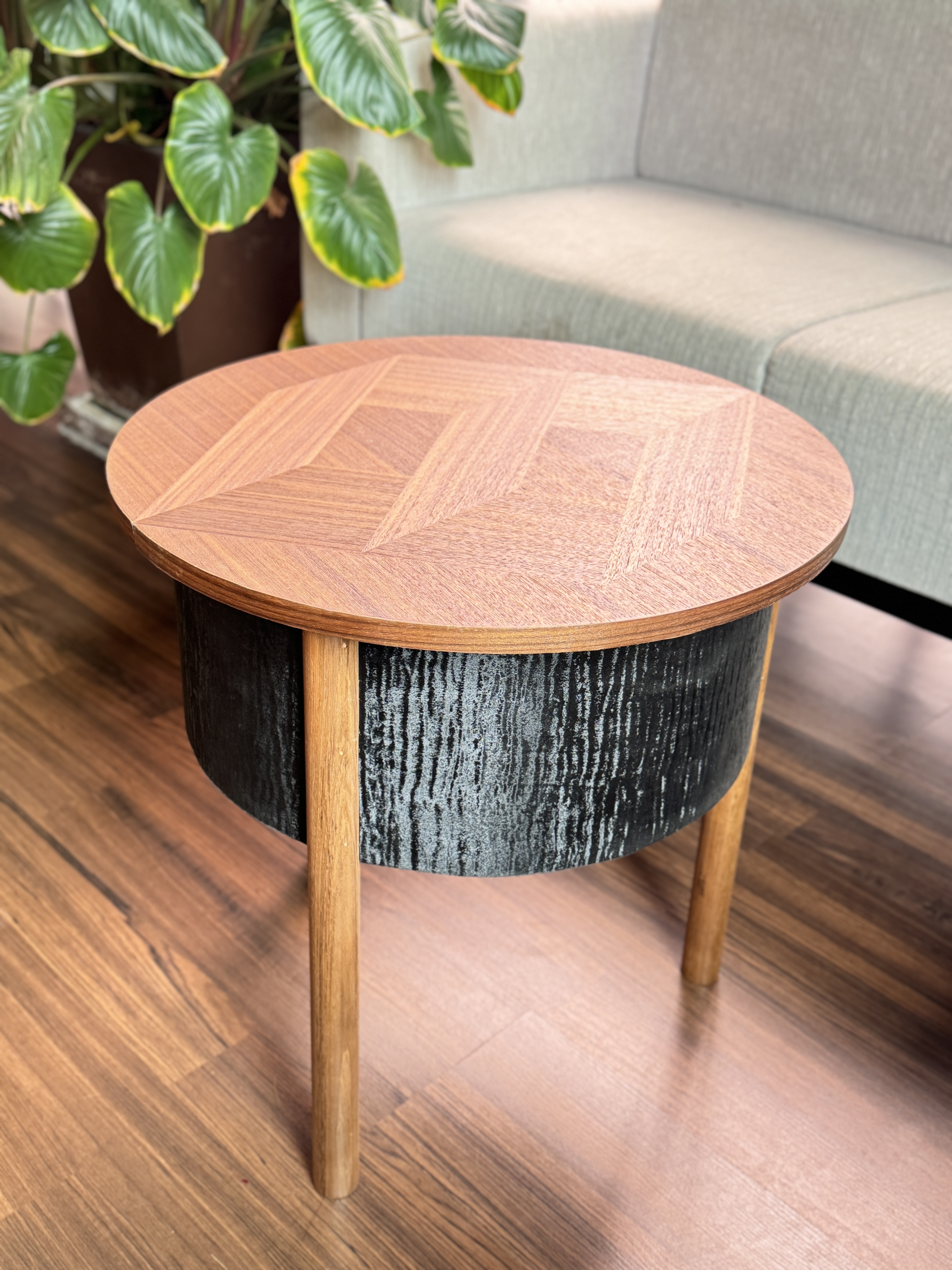 เฟอร์นิเจอร์จัดลาย