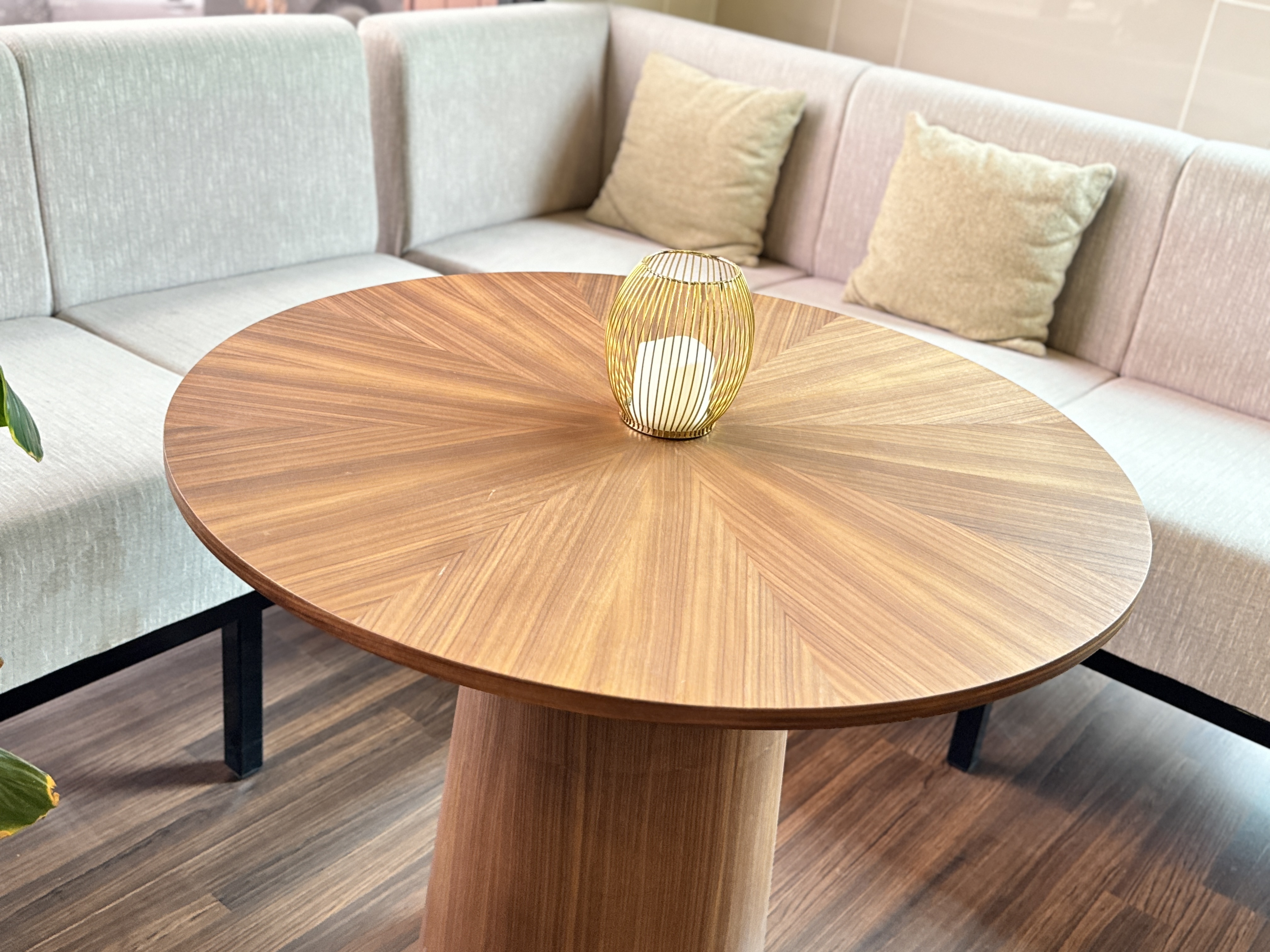 เฟอร์นิเจอร์จัดลาย