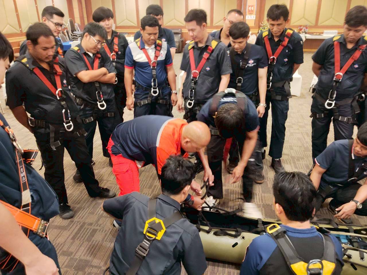 หลักสูตรอบรมการทำงานในที่อับอากาศ