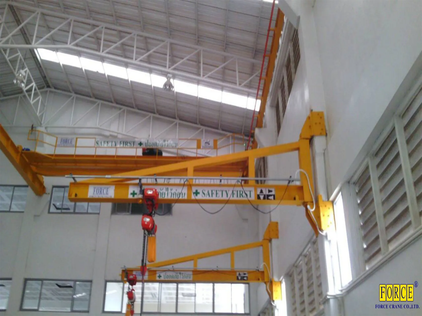 wall jib crane