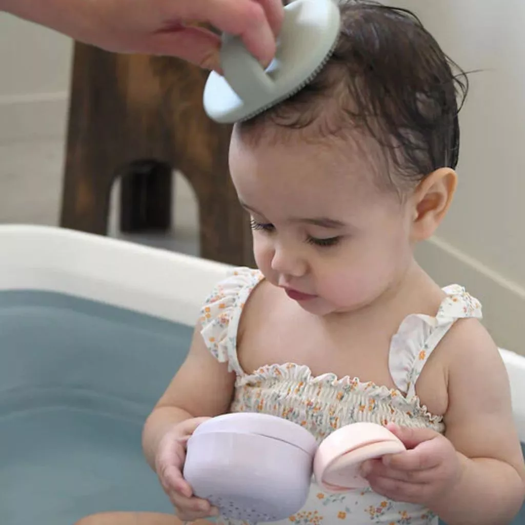 BEABA แปรงอาบน้ำซิลิโคนสำหรับเด็ก Silicone brush