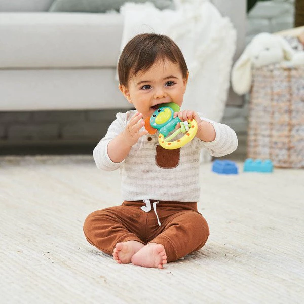 INFANTINO ยางกัดรูปช้าง BPA Free พร้อมลูกปัดสีสัน (0m+) INFANTINO ยางกัดรูปช้าง BPA Free พร้อมลูกปัดสีสัน (0m+)