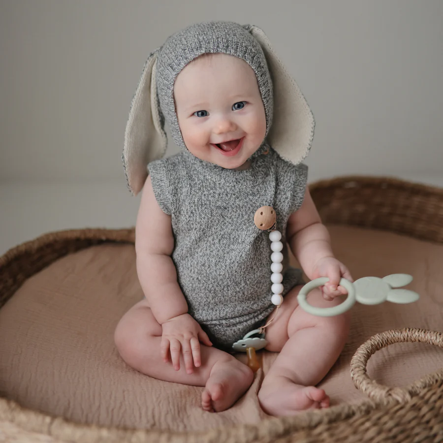 Mushie Teether Bunny ยางกัดซิลิโคนกระต่าย