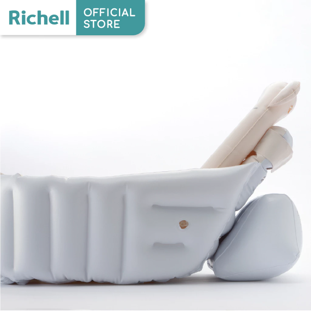 RICHELL อ่างอาบน้ำเป่าลม พร้อมที่พิงหลัง