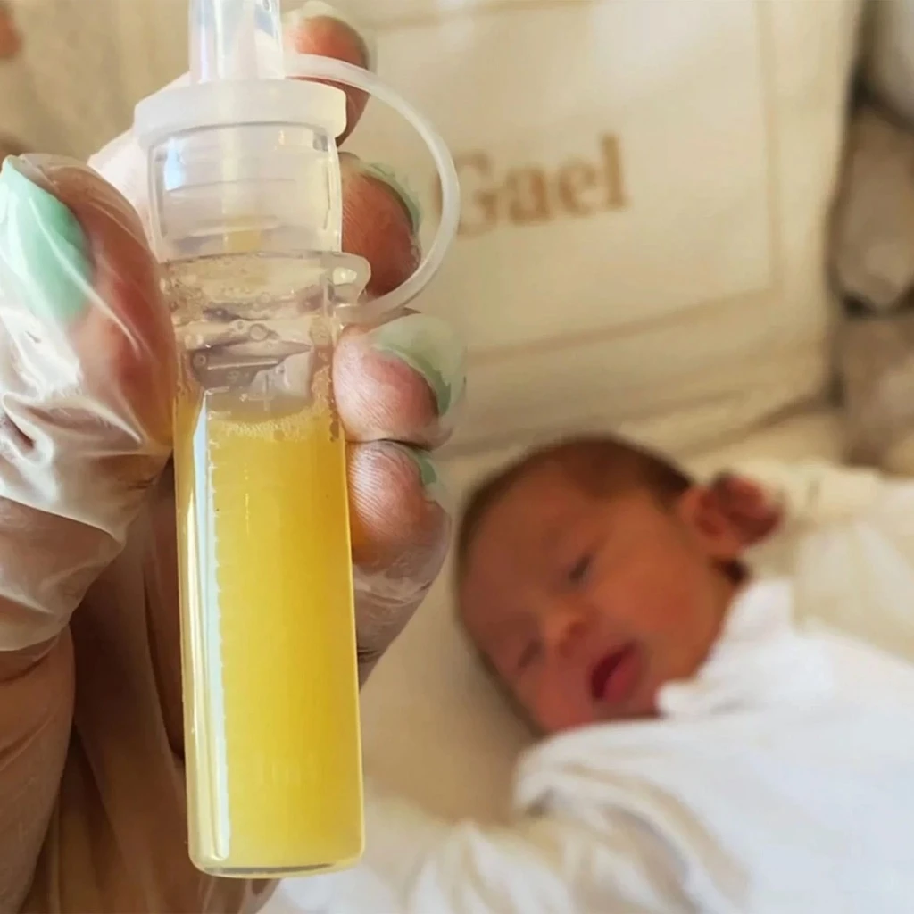 Haakaa Silicone Colostrum Collector เซตซิลิโคนเก็บน้ำนม ชุดเก็บน้ำนมพร้อมถ้วยป้อน Feeding Pack