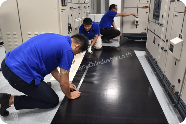 What Are Electrical Insulating Rubber Mats? Explore Key Applications