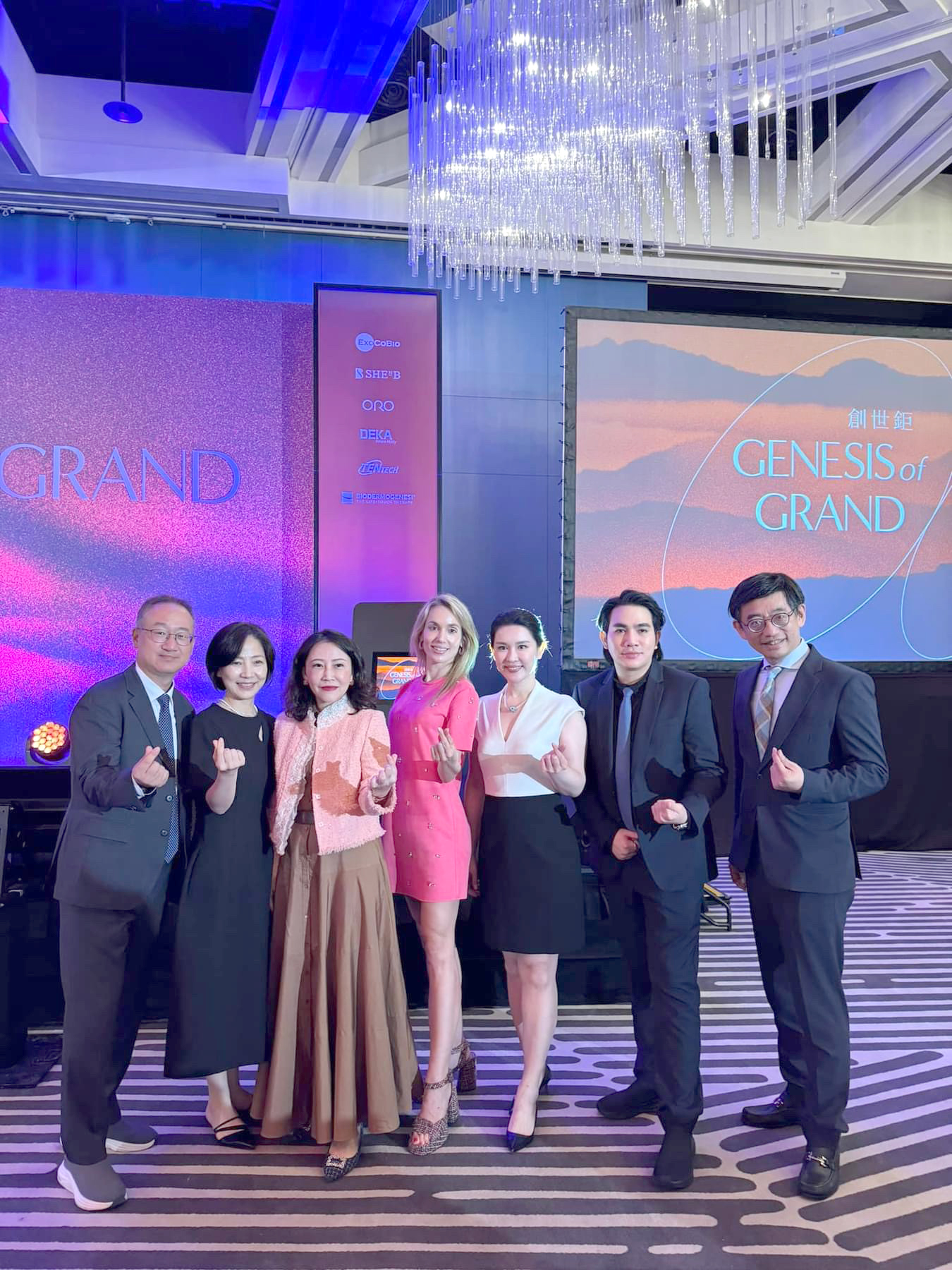 หมอรุจ ผศ. นพ. ศุภะรุจ เลื่องอรุณ ได้รับเกียรติร่วมบรรยายแชร์เทคนิคการดูแลปัญหาผิวหนัง เช่น หลุมสิว แผลเป็น ปัญหาเส้นผม ฝ้า กับแพทย์ผู้เชี่ยวชาญระดับแนวหน้าของประเทศไต้หวัน เช่น หมอรุจ ผศ. นพ. ศุภะรุจ เลื่องอรุณ ได้รับเกียรติร่วมบรรยายแชร์เทคนิคการดูแลปัญหาผิวหนัง เช่น หลุมสิว แผลเป็น ปัญหาเส้นผม ฝ้า กับแพทย์ผู้เชี่ยวชาญระดับแนวหน้าของประเทศไต้หวัน เช่น