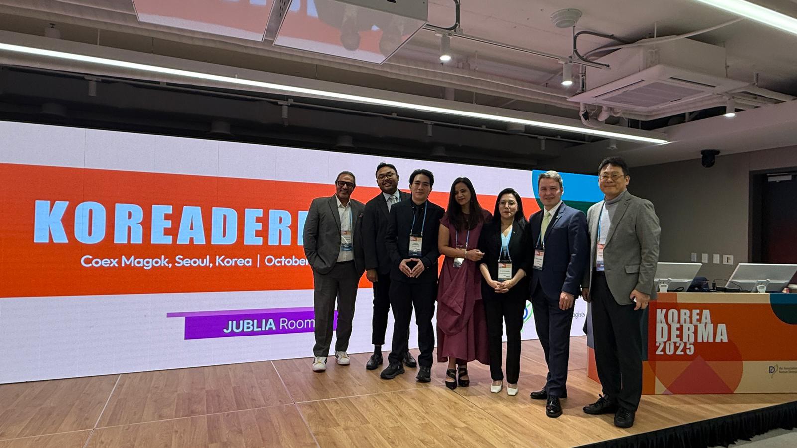 Hair Loss and Hair Repigmentation at Korea Derma 2025 Congress in Seoul, Korea Hair Loss and Hair Repigmentation at Korea Derma 2025 Congress in Seoul, Korea