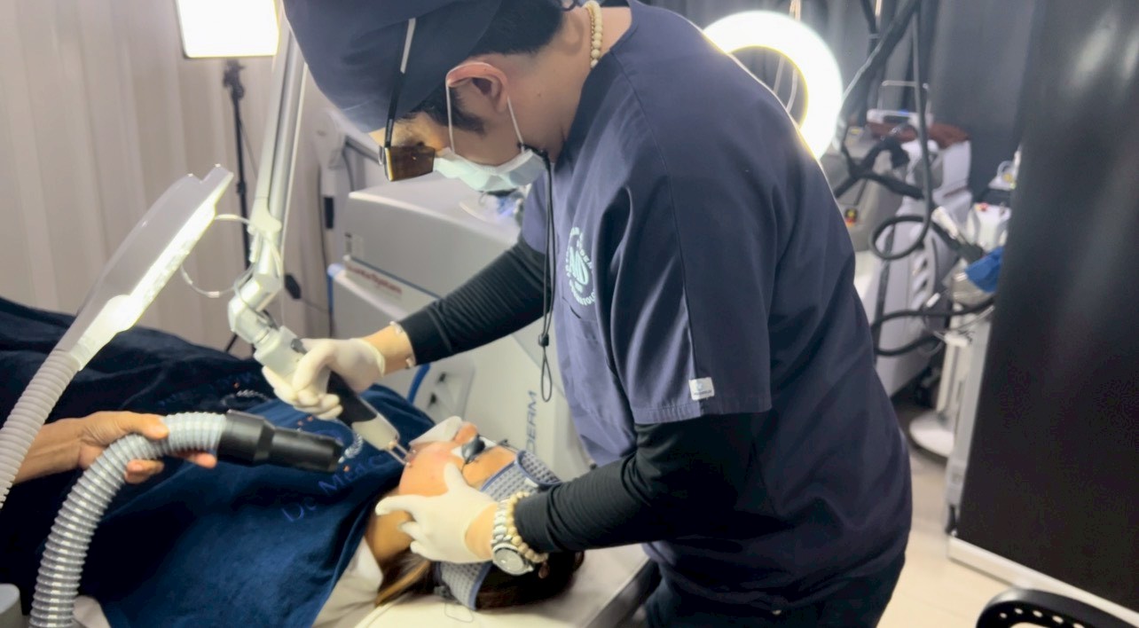 รักษาหลุมสิว แต่ไม่สะดวกมารับการรักษาทุกเดือน จะรักษาได้ผลหรือไม่ ? Can Acne Scars Be Effectively Treated Without Monthly Sessions?