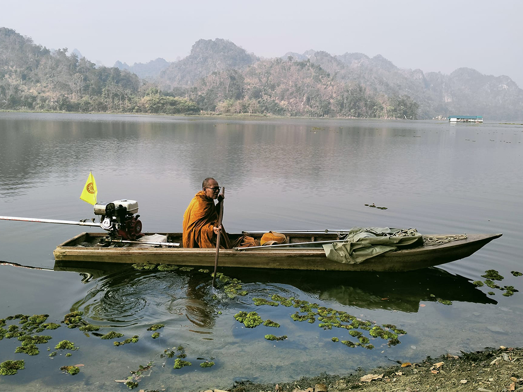 ล่องแพ คาราโอเกะ พายเรือ เล่นน้ำ ตกปลา ปีนหน้าผา ชมถ้ำ เขื่อนกิ่วลม ลำปาง