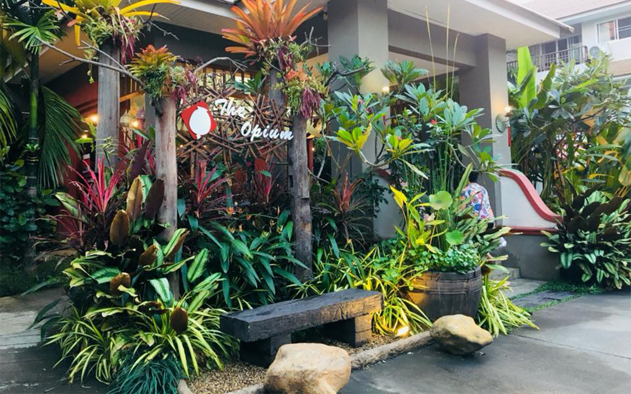 ออกแบบ จัด สวน หน้า บ้าน เล็ก ๆ น้ำตก หินเทียม ราคาถูก สวนบ้าน เชียงใหม่ ชลบุรี พัทยา เชียงดาว ออกแบบ บ้าน สวน รับ สร้าง เชียงใหม่ ชลบุรี พัทยา เชียงดาว