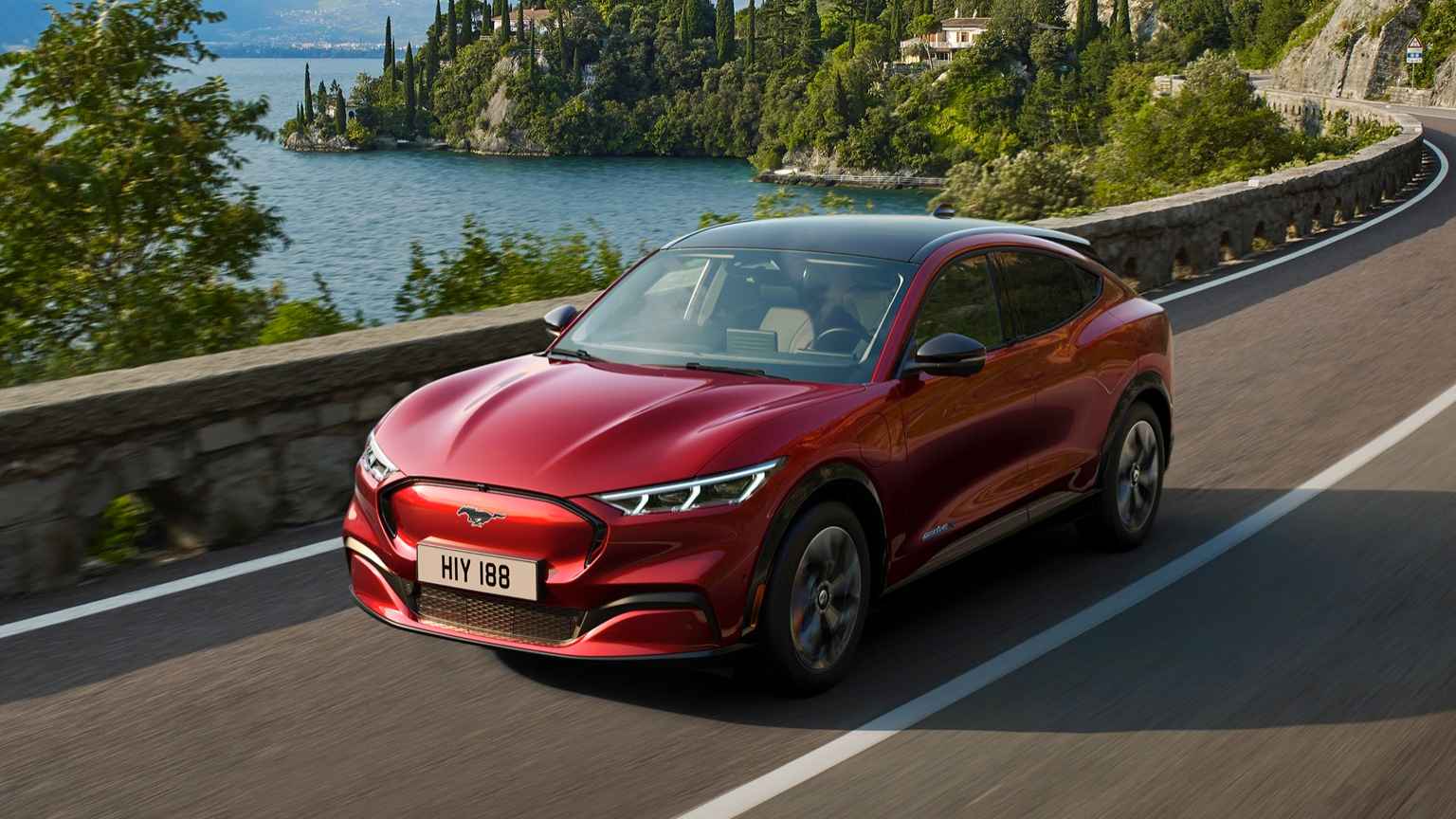 Ford Mustang Mach-E GT รถยนต์ไฟฟ้วิ่งไกลสุด อันดับ 7 Ford Mustang Mach-E GT