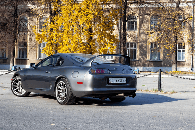 รถยุค 90 Toyota Supra รถยุค 90 Toyota Supra