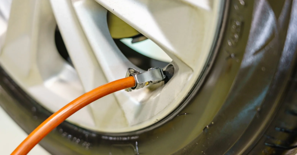 เติมลมยางรถยนต์ เติมลมยางรถยนต์