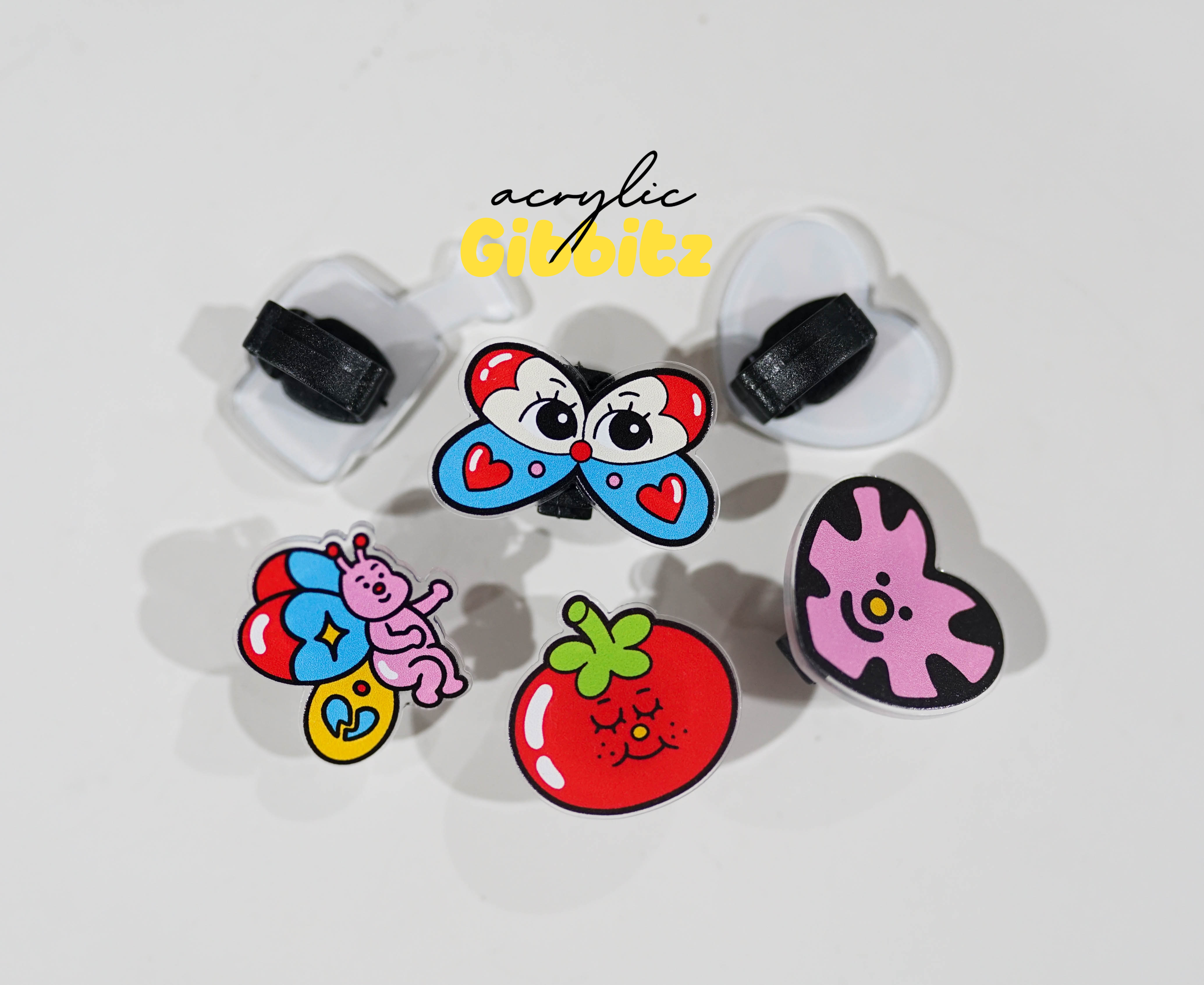 ตุ๊กตาติดเชือกรองเท้า ตุ๊กตาติดเชือกรองเท้า