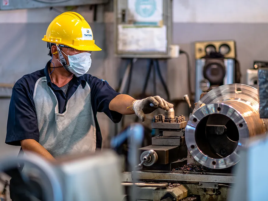 ทีมงานมืออาชีพ บริษํท ไต้ทงแมชชีนเนอรี่ จำกัด