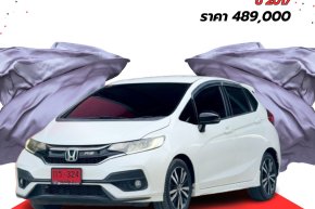 JAZZ 1.5 RS I-VTEC CVT HATCH (AB/ABS) AT ปี 2017 ราคา 489,000 บาท