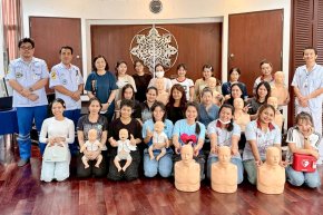 โรงพยาบาลวิชัยเวชหนองแขมจัดอบรม Heart Chanty ให้ใจ ให้รัก แก่บุคคลากรดูแลเด็ก มูลนิธิเด็ก