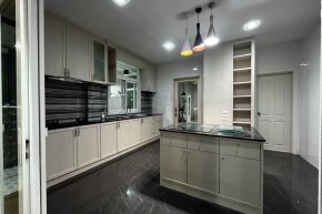เปลี่ยนสีห้องครัวเป็นลายไม้ด้วย Interior Film PW847-1